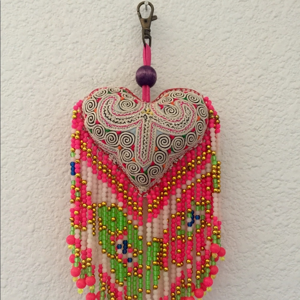 Handmade Bohemian Festival Keychain Tassel Vintage - Picture 5 of 5